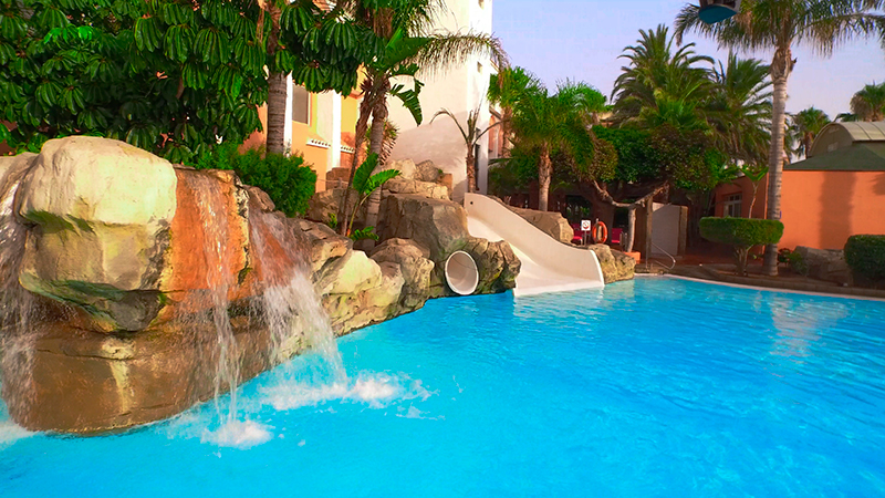 051_alta_dhroquetas Piscina Cascada.jpg